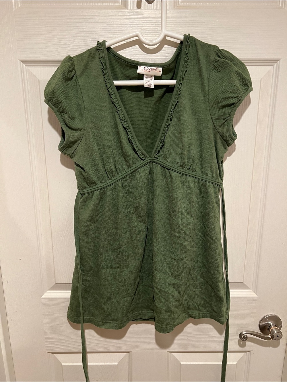 sofia by sofia vergara Olive Green V-Neck Tie-Waist Tunic Top